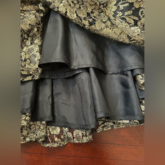 VINTAGE HW COLLECTIONS Chic Black and Gold Lace Midi Dress - Picture 8 of 11